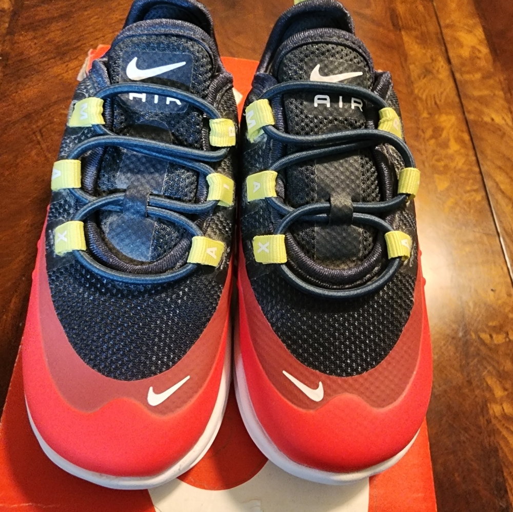Nike Air Max Axis (TD) 8c - Picture 2 of 5